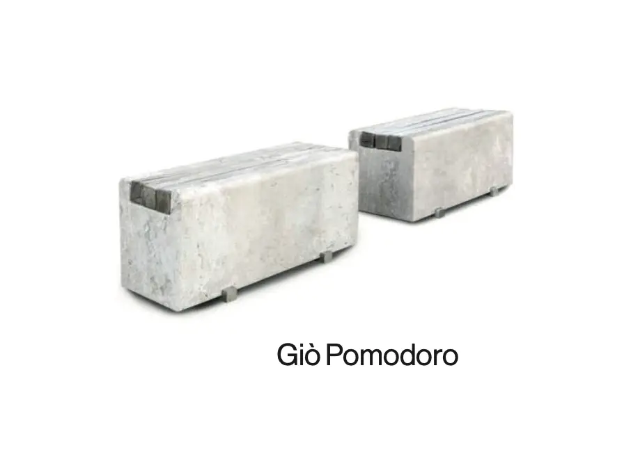Seduta d’autore di Giò Pomodoro